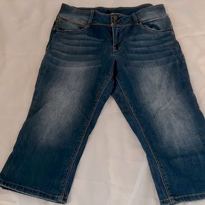 Denim Capri Jeans, size 12
